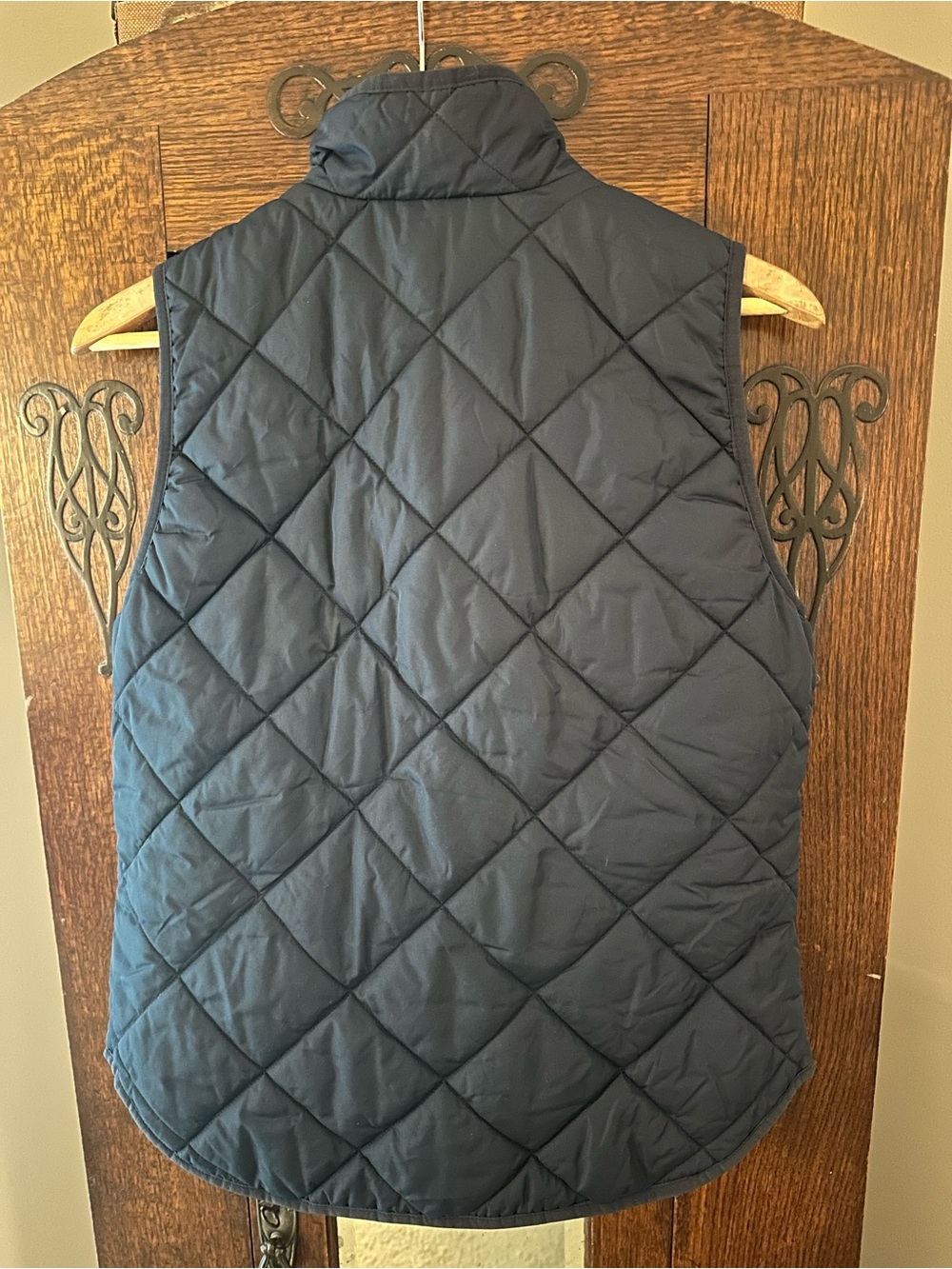 J. Crew Excursion Quilted Navy Womens Vest Classic Sleeveless Jacket Size Small - Picture 4 of 8